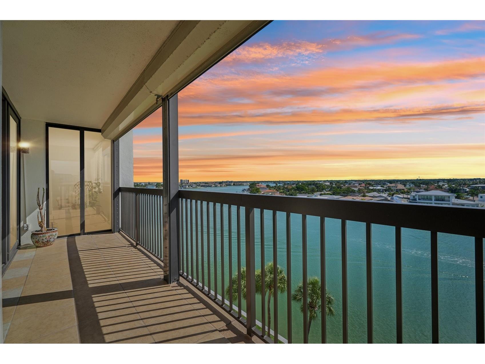9415 Blind Pass Road #706 Saint Pete Beach FL 33706 TB8520278 image1