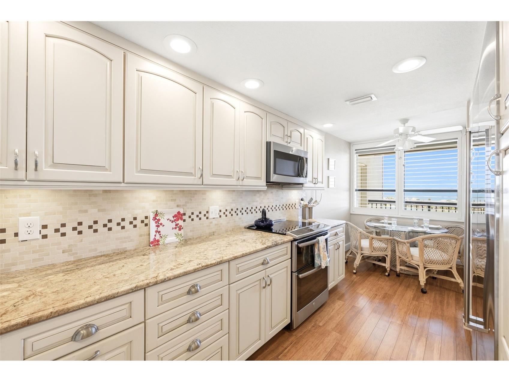 9415 Blind Pass Road #PH4 Saint Pete Beach FL 33706 - INTRACOASTAL WATERWAY TB8516607 image12