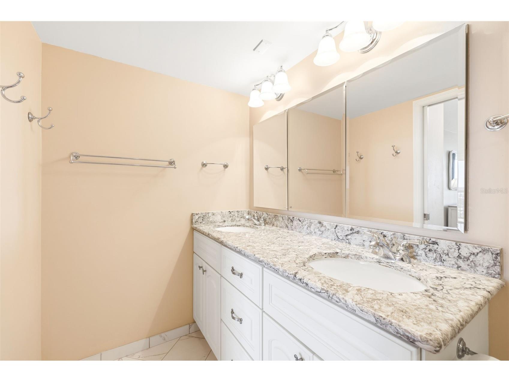9415 Blind Pass Road #PH4 Saint Pete Beach FL 33706 - INTRACOASTAL WATERWAY TB8516607 image31