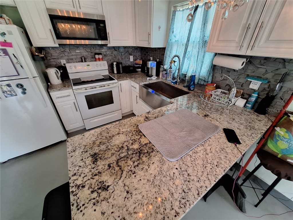 9415 Indale Drive New Port Richey FL 34654 W7880066 image71