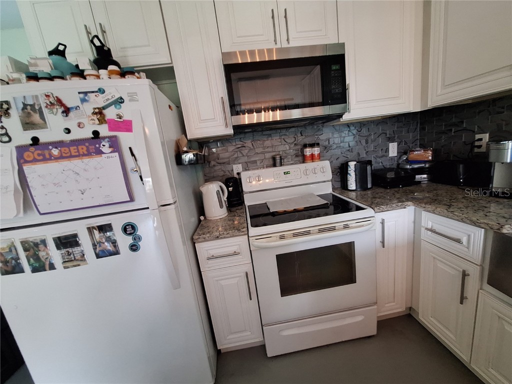 9415 Indale Drive New Port Richey FL 34654 W7880066 image72