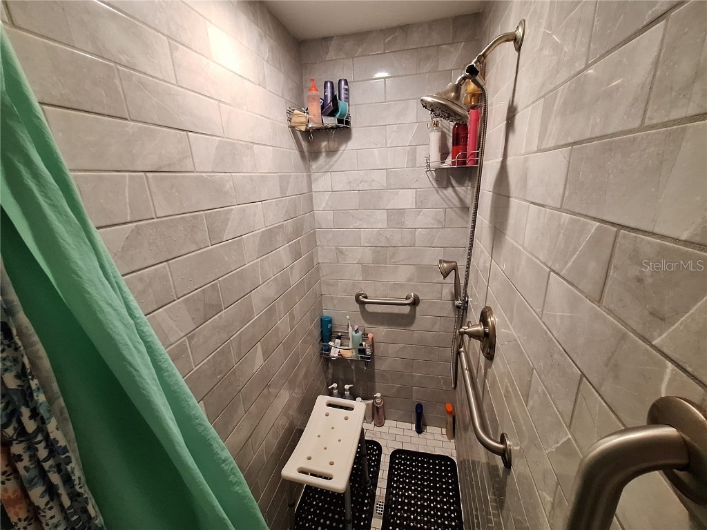 9415 Indale Drive New Port Richey FL 34654 W7880066 image84