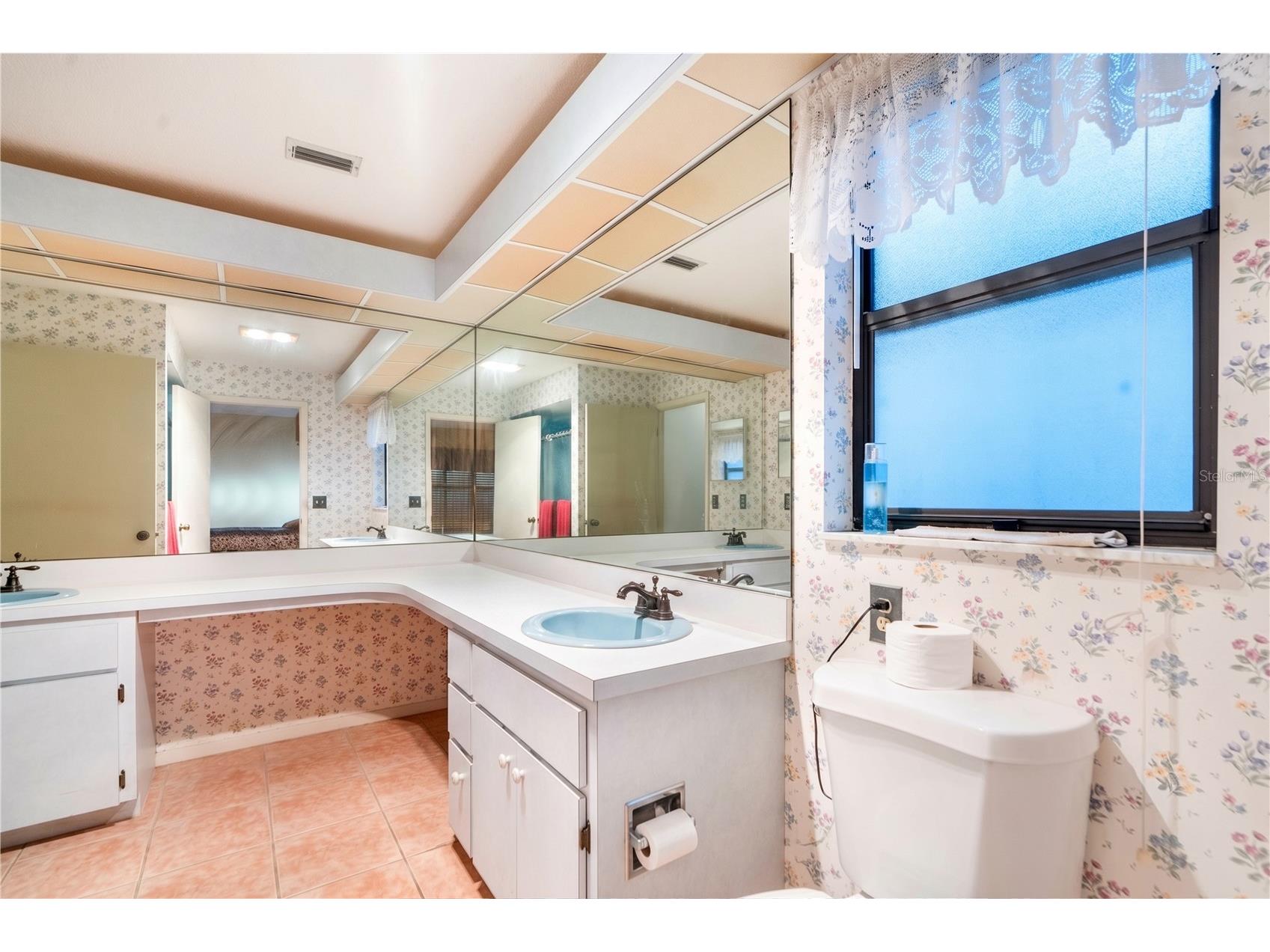 9415 Lake Chrise Lane Port Richey FL 34668 W7887258 image9