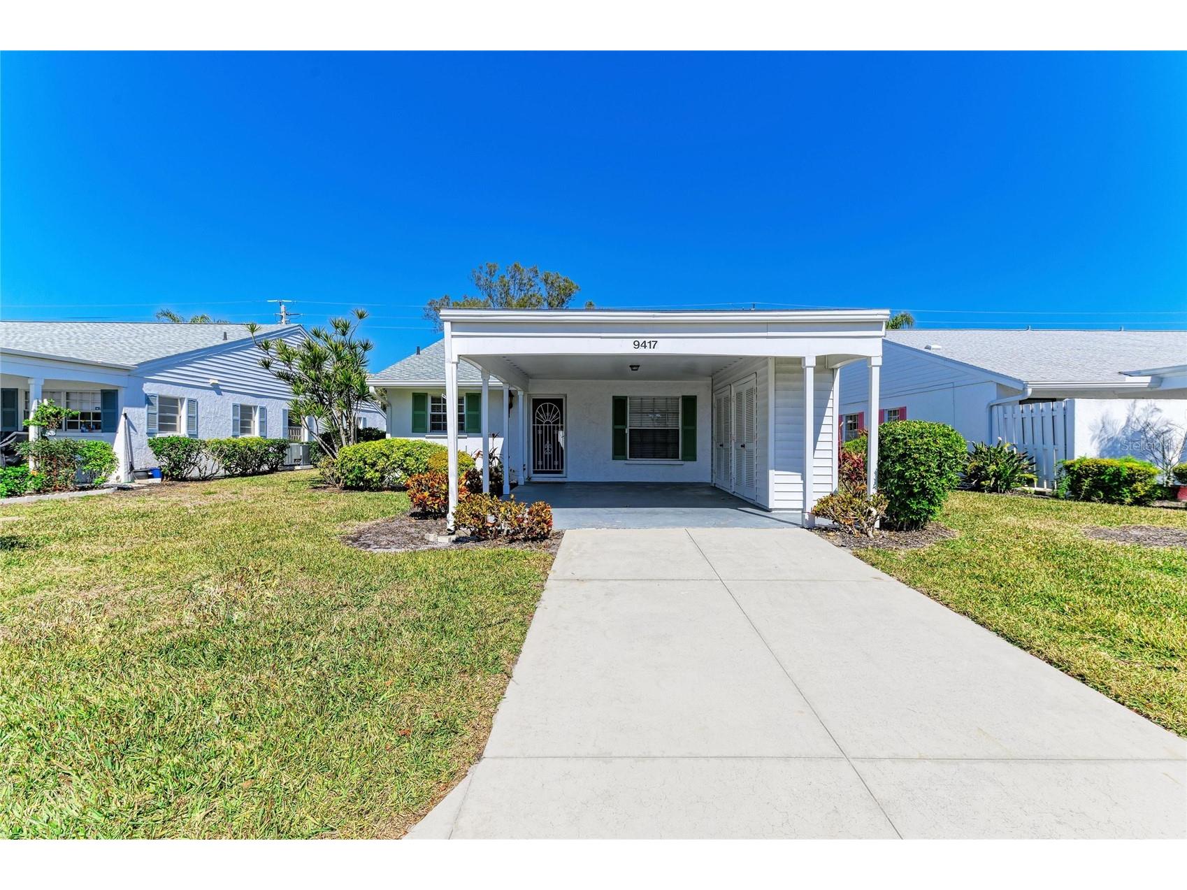 9417 Kingston Drive #9417 Bradenton FL 34210 - SARASOTA BAY INTRACOASTAL A4682266 image3