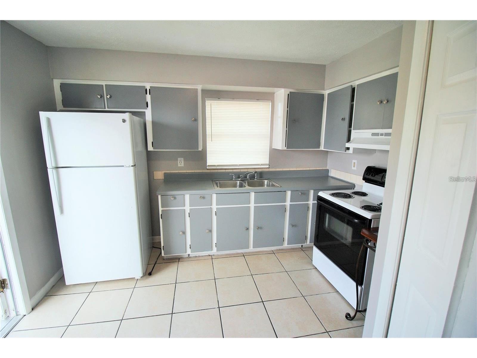 9418 N 50th Street #B Tampa FL 33617 R4911449 image5