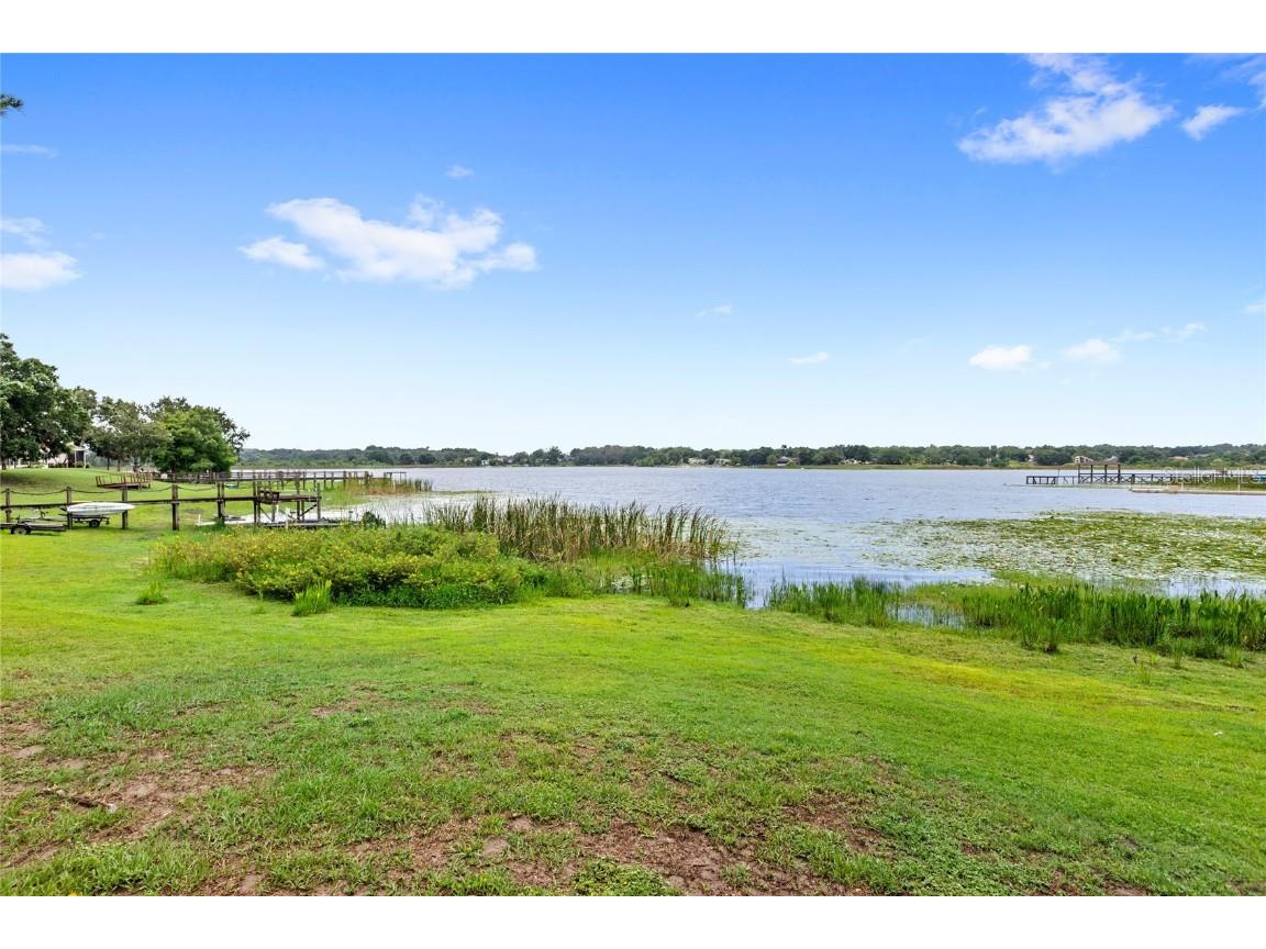 942 Beach Breeze Drive Orlando FL 32835 - LAKE HIAWASSEE O6315301 image1