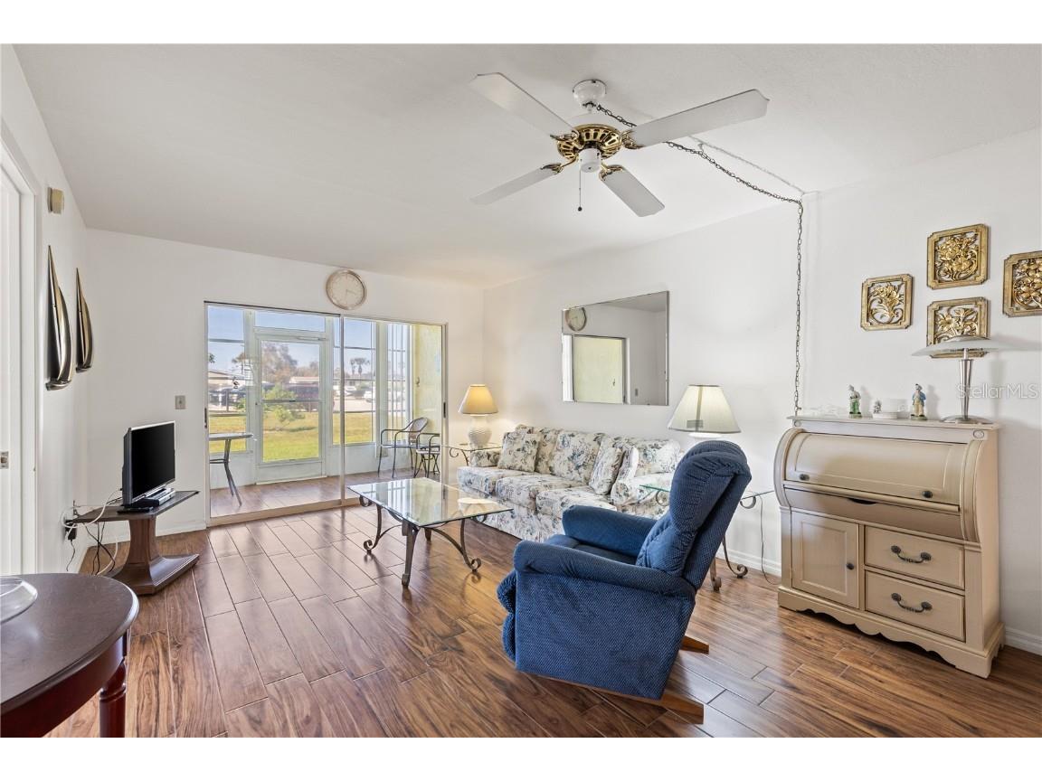 942 Capri Isles Boulevard #105 Venice FL 34292 N6141507 image14