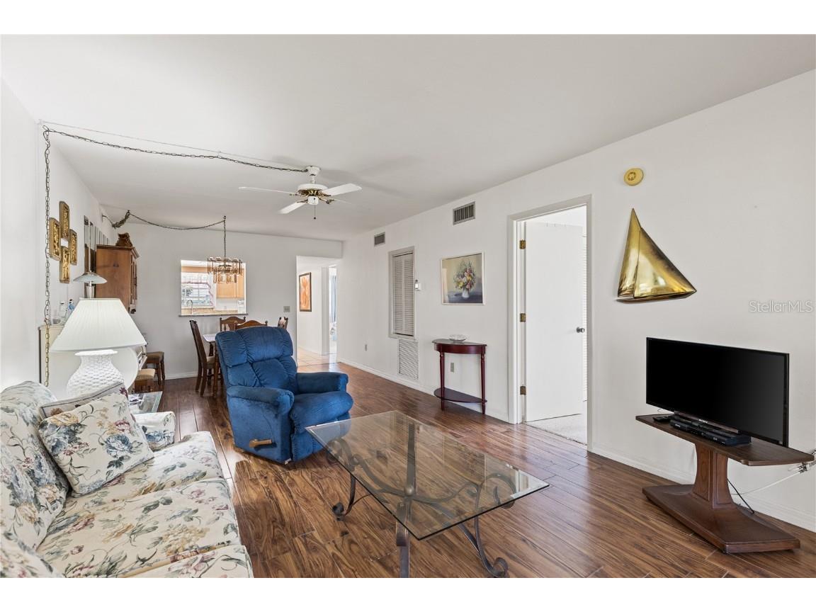 942 Capri Isles Boulevard #105 Venice FL 34292 N6141507 image16