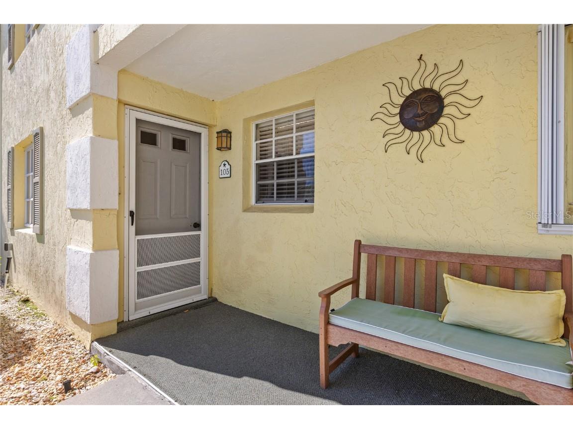 942 Capri Isles Boulevard #105 Venice FL 34292 N6141507 image3