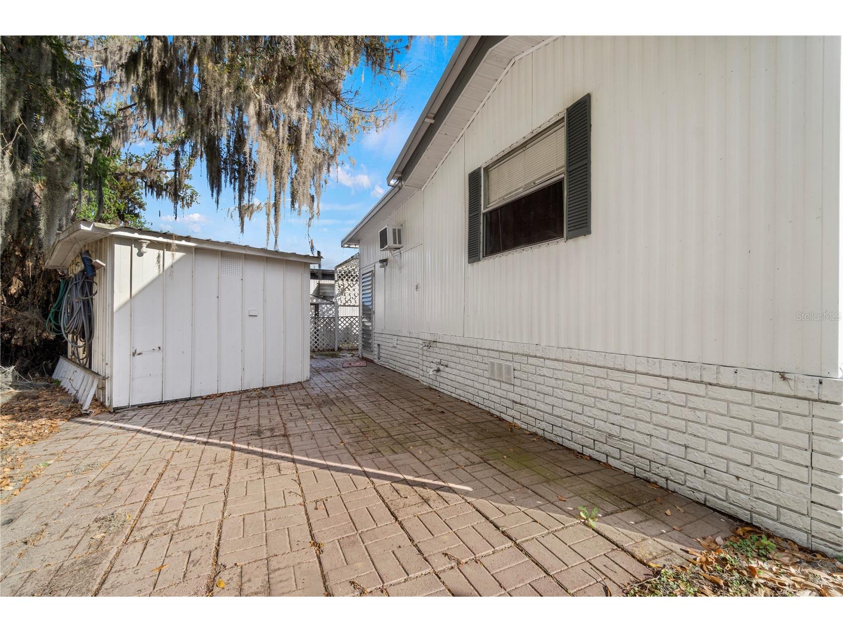942 Cr 461 Lake Panasoffkee FL 33538 OM720891 image36