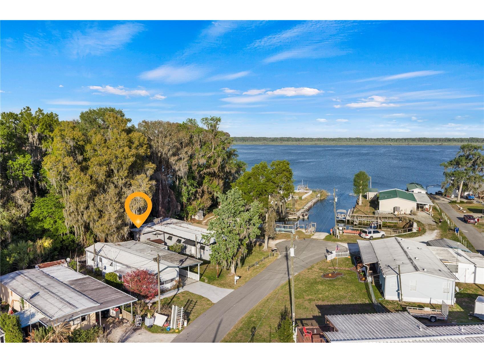 942 Cr 461 Lake Panasoffkee FL 33538 OM720891 image38