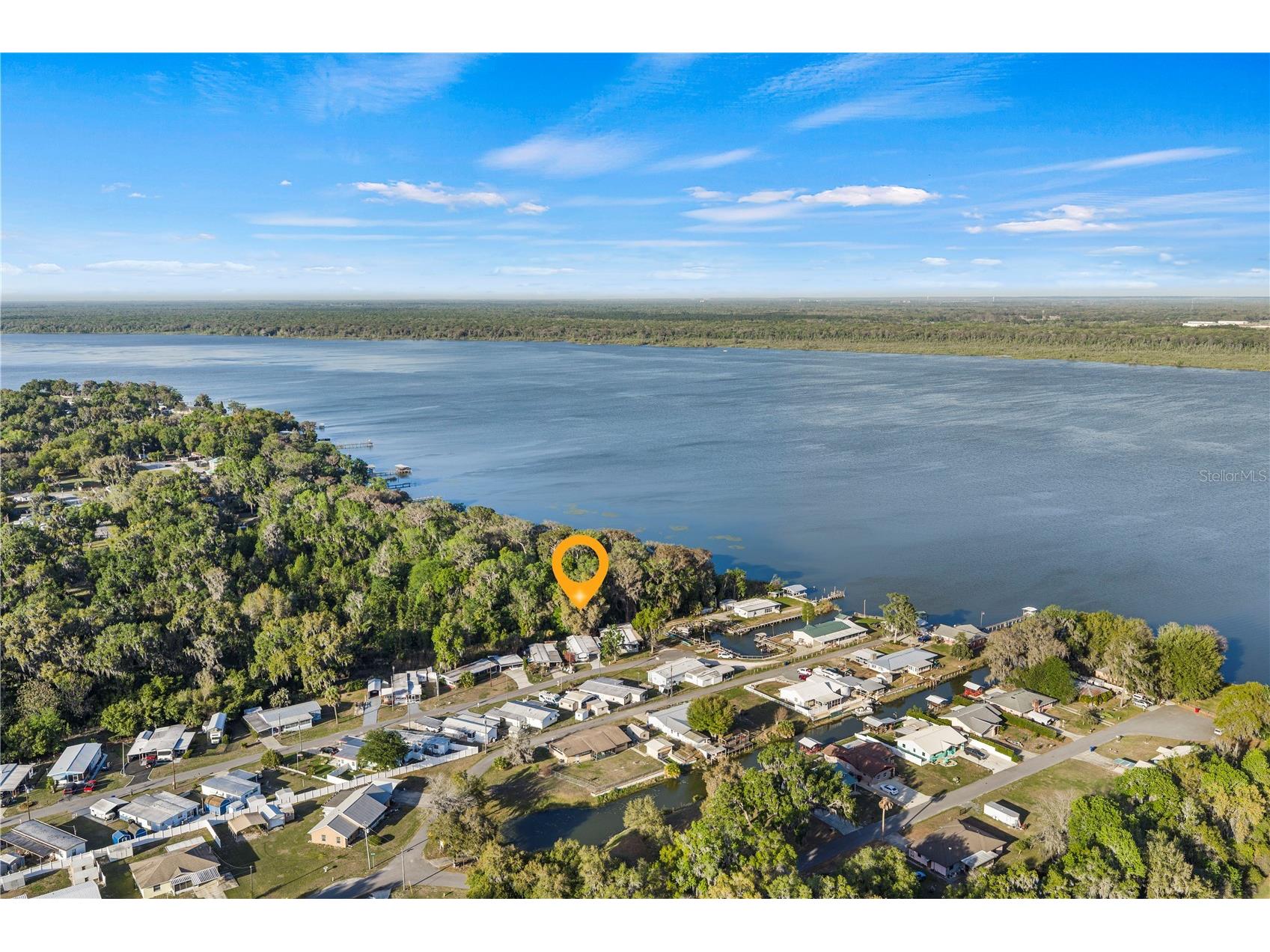 942 Cr 461 Lake Panasoffkee FL 33538 OM720891 image40