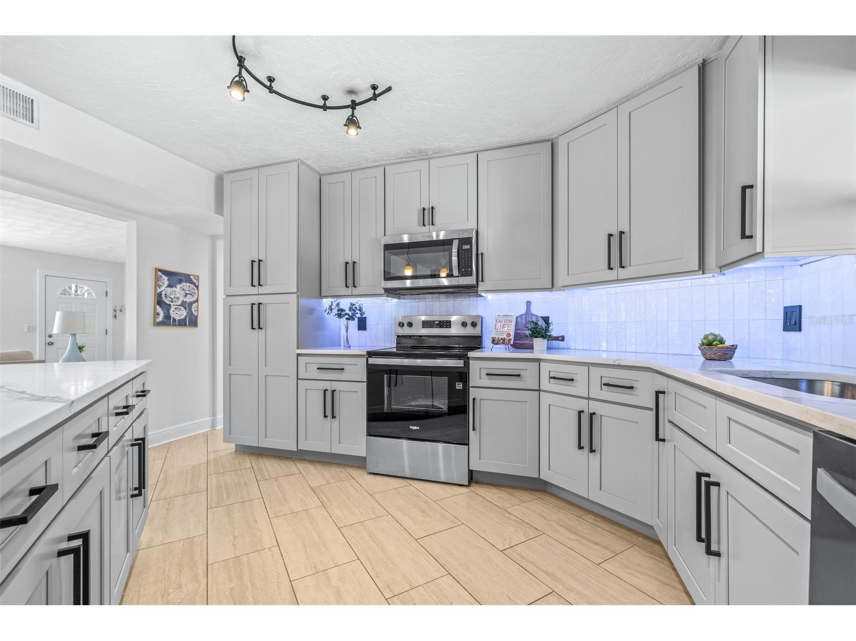 942 Dumont Drive Dunedin FL 34698 TB8507684 image26