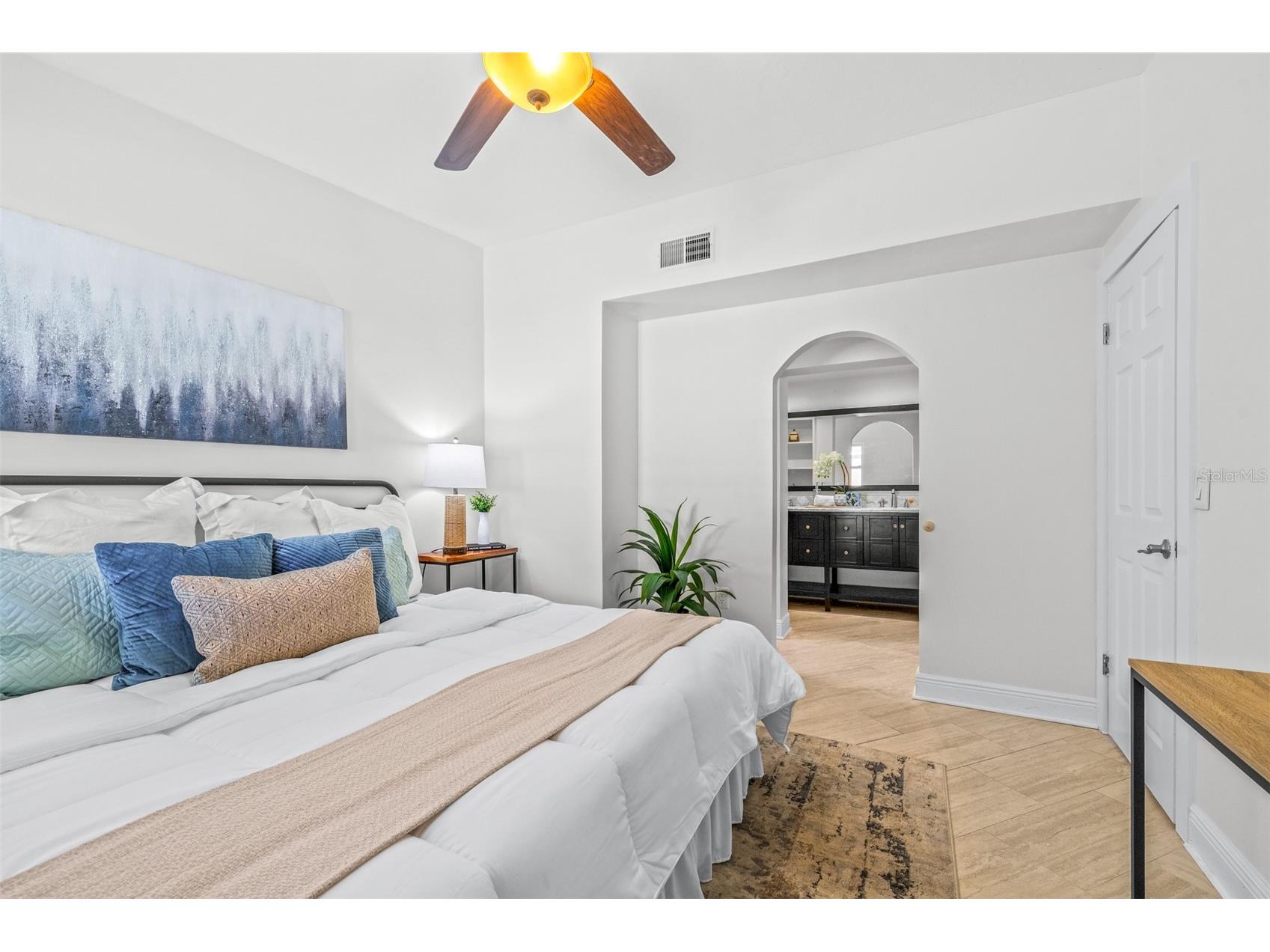 942 Dumont Drive Dunedin FL 34698 TB8507684 image33