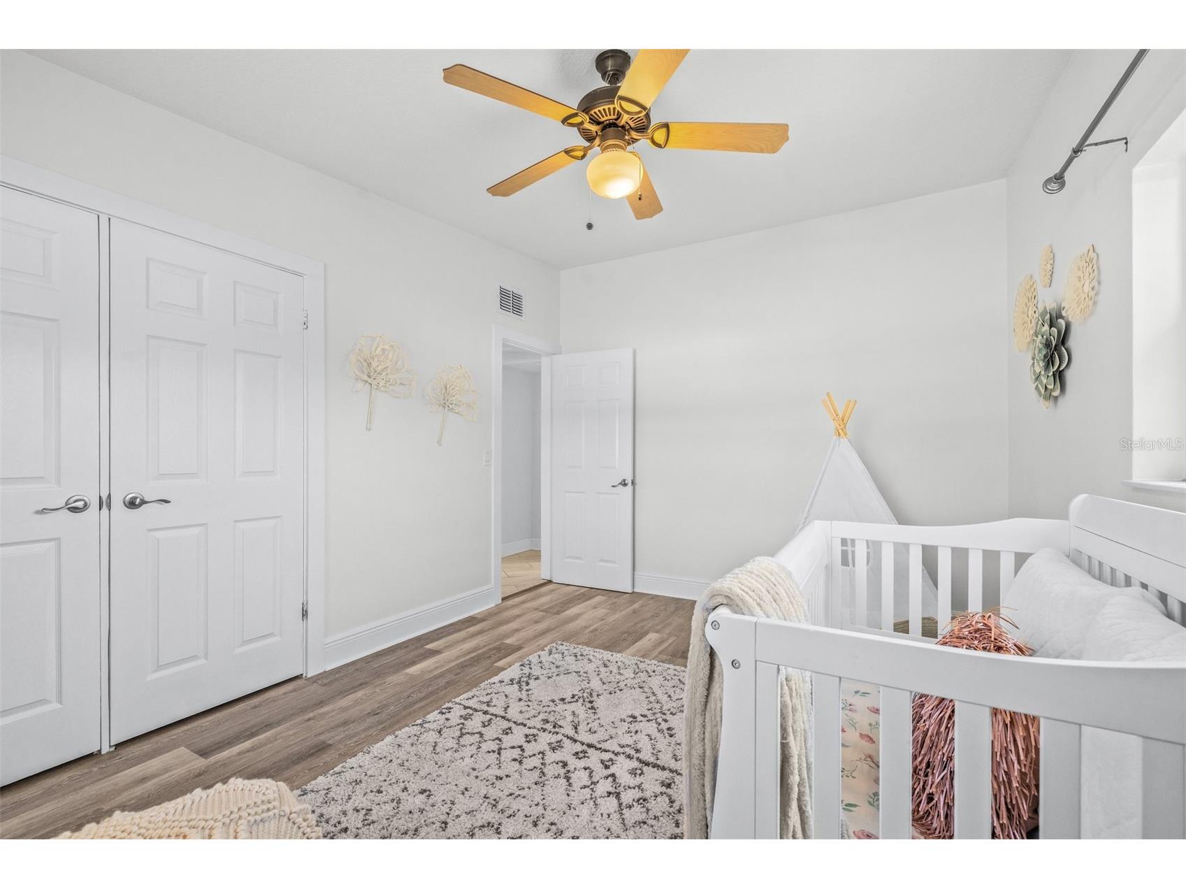 942 Dumont Drive Dunedin FL 34698 TB8507684 image40