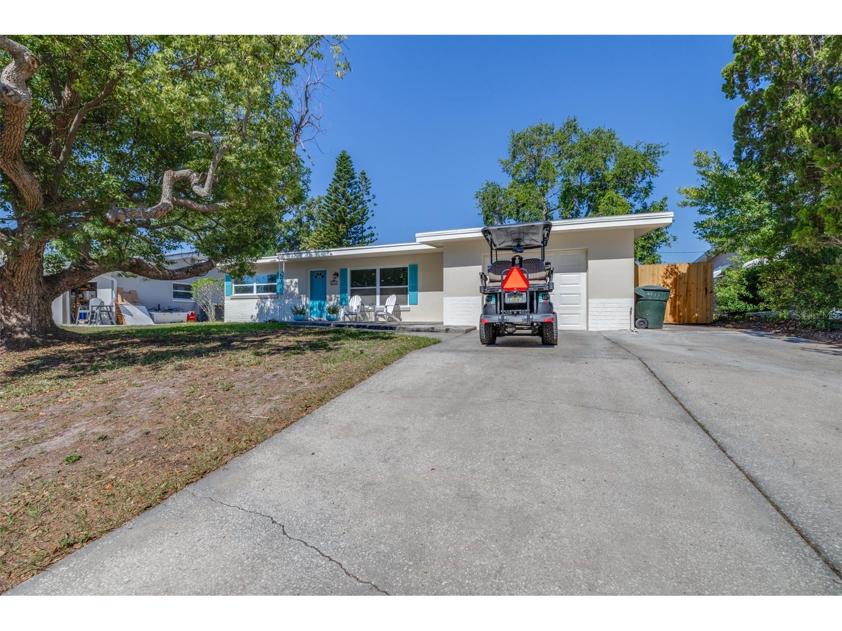 942 Dumont Drive Dunedin FL 34698 TB8507684 image5