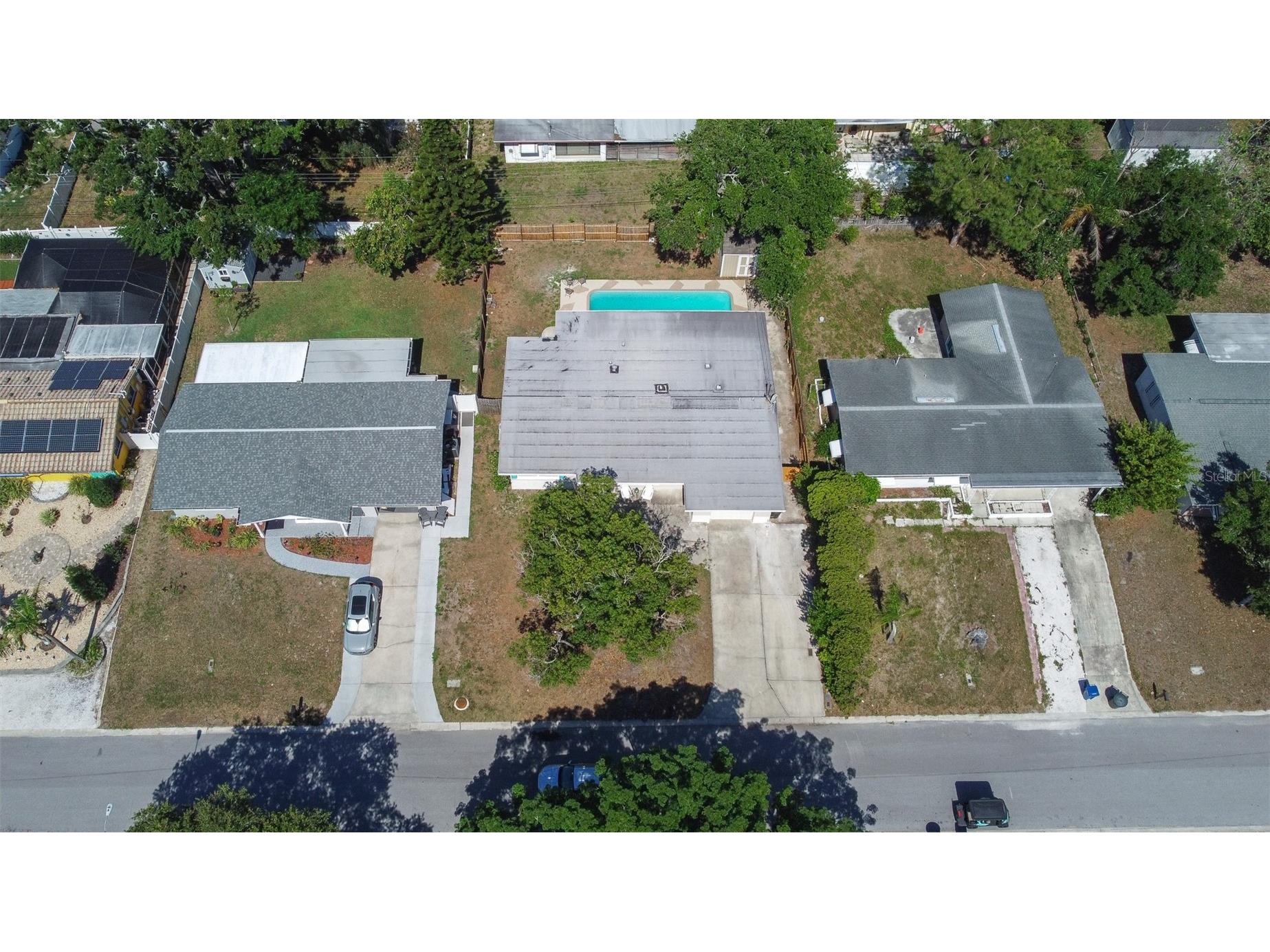 942 Dumont Drive Dunedin FL 34698 TB8507684 image73