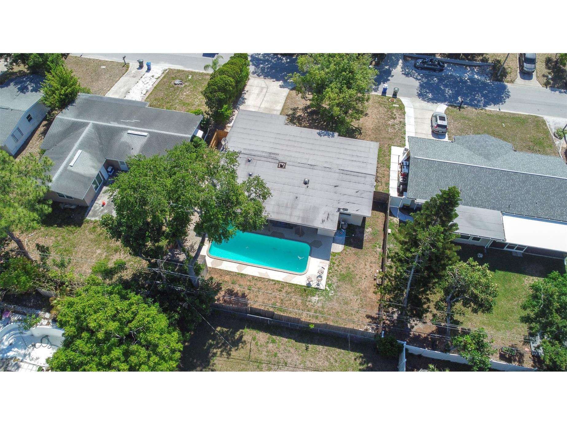 942 Dumont Drive Dunedin FL 34698 TB8507684 image77