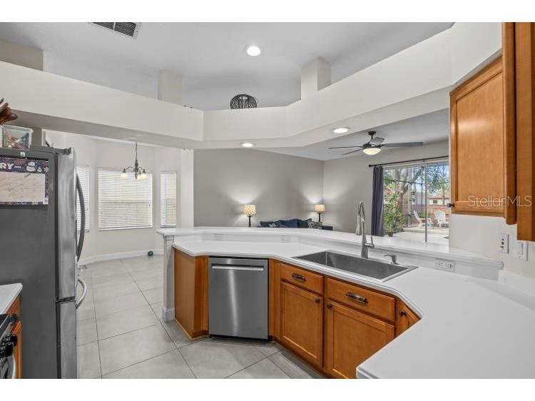 942 Henley Circle Davenport FL 33896 O6376894 image13