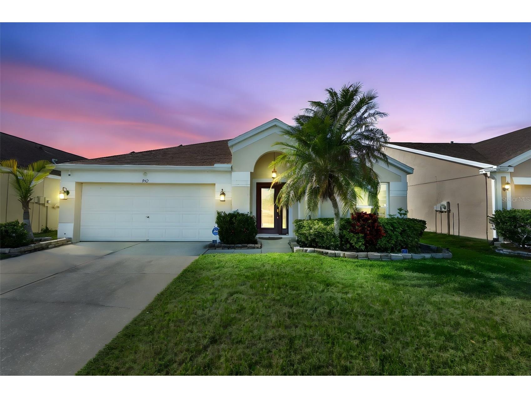 942 Ridge Haven Drive Brandon FL 33511 TB8486027 image1