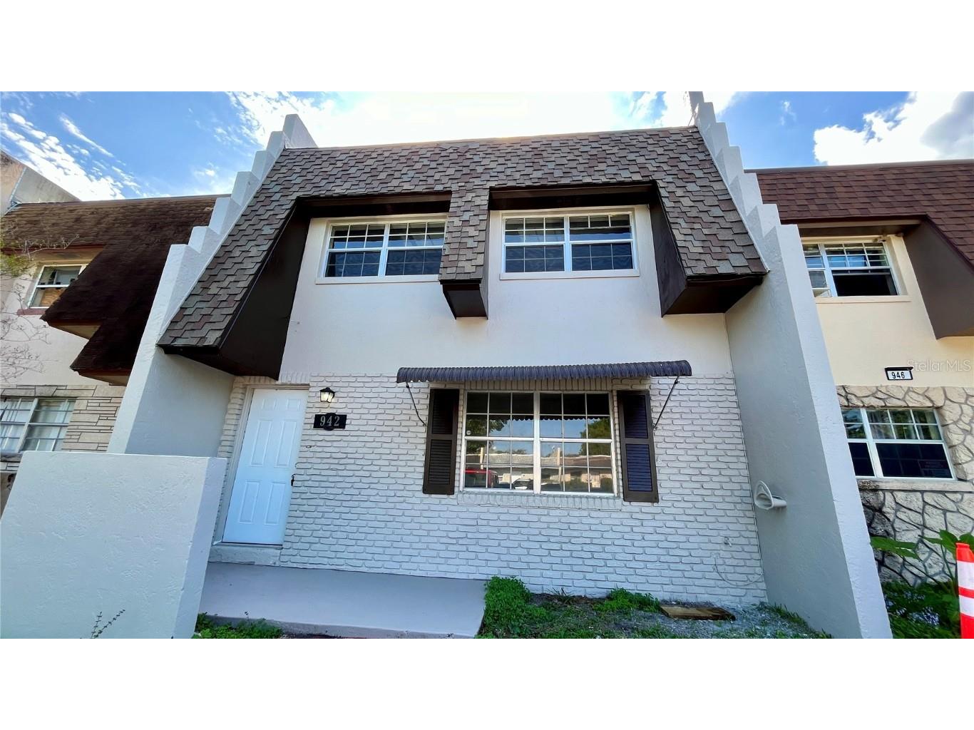 942 W Millard Court Daytona Beach FL 32117 V4935247 image1