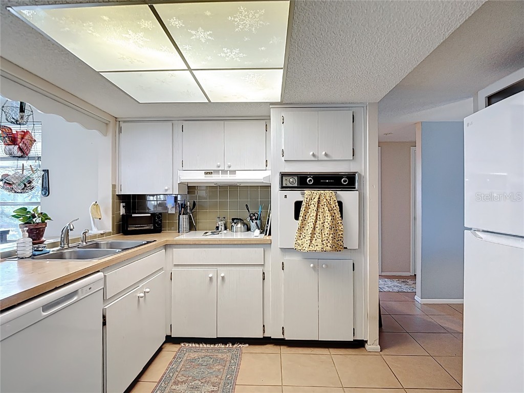 9420 Cochise Lane Port Richey FL 34668 W7880807 image16