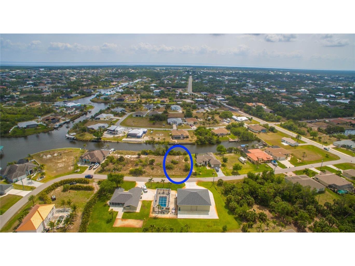 9420 Nastrand Circle Port Charlotte FL 33981 - SNAPPER WATERWAY D6141542 image1