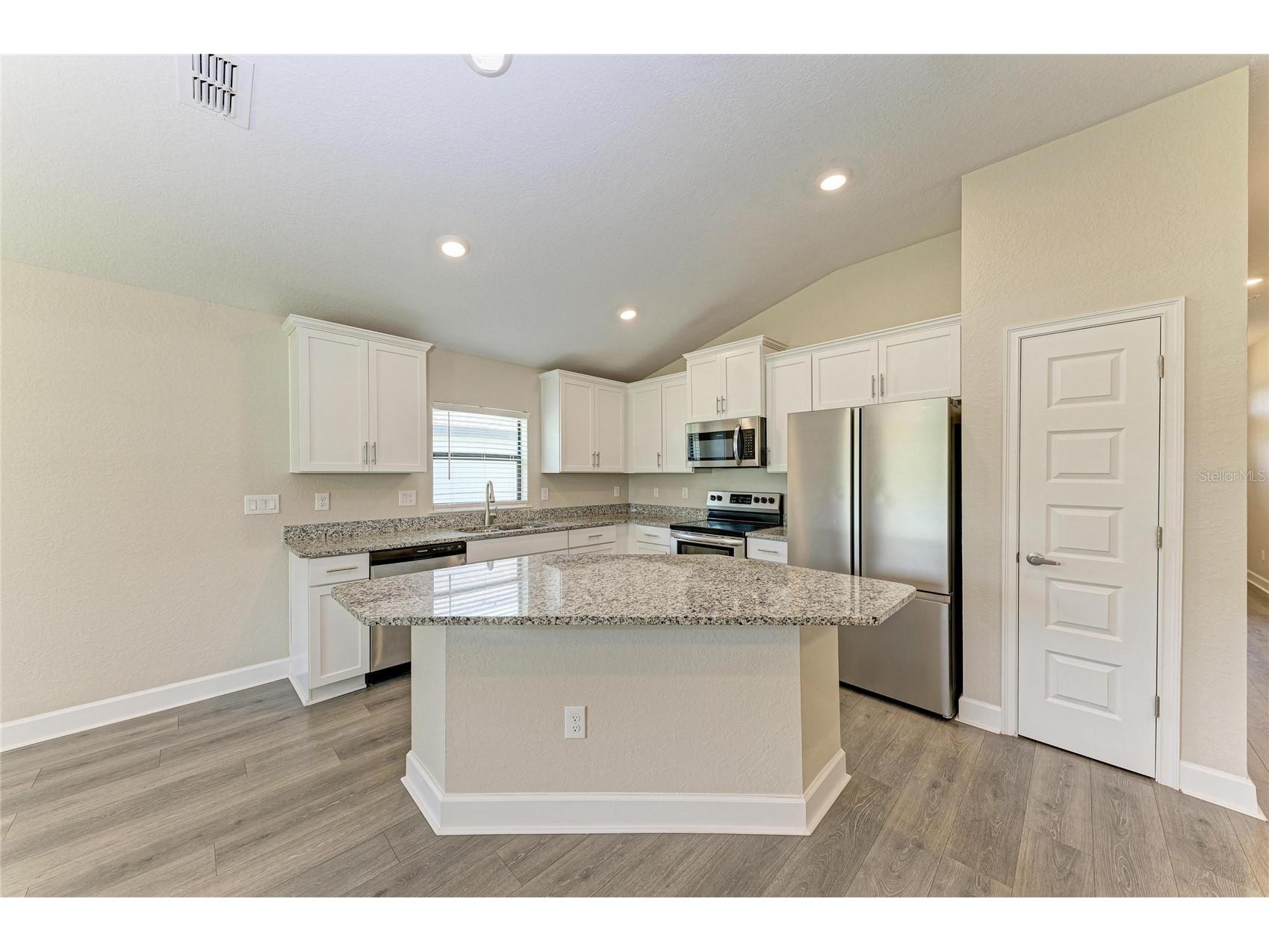 9421 43rd Court E Parrish FL 34219 A4696523 image11