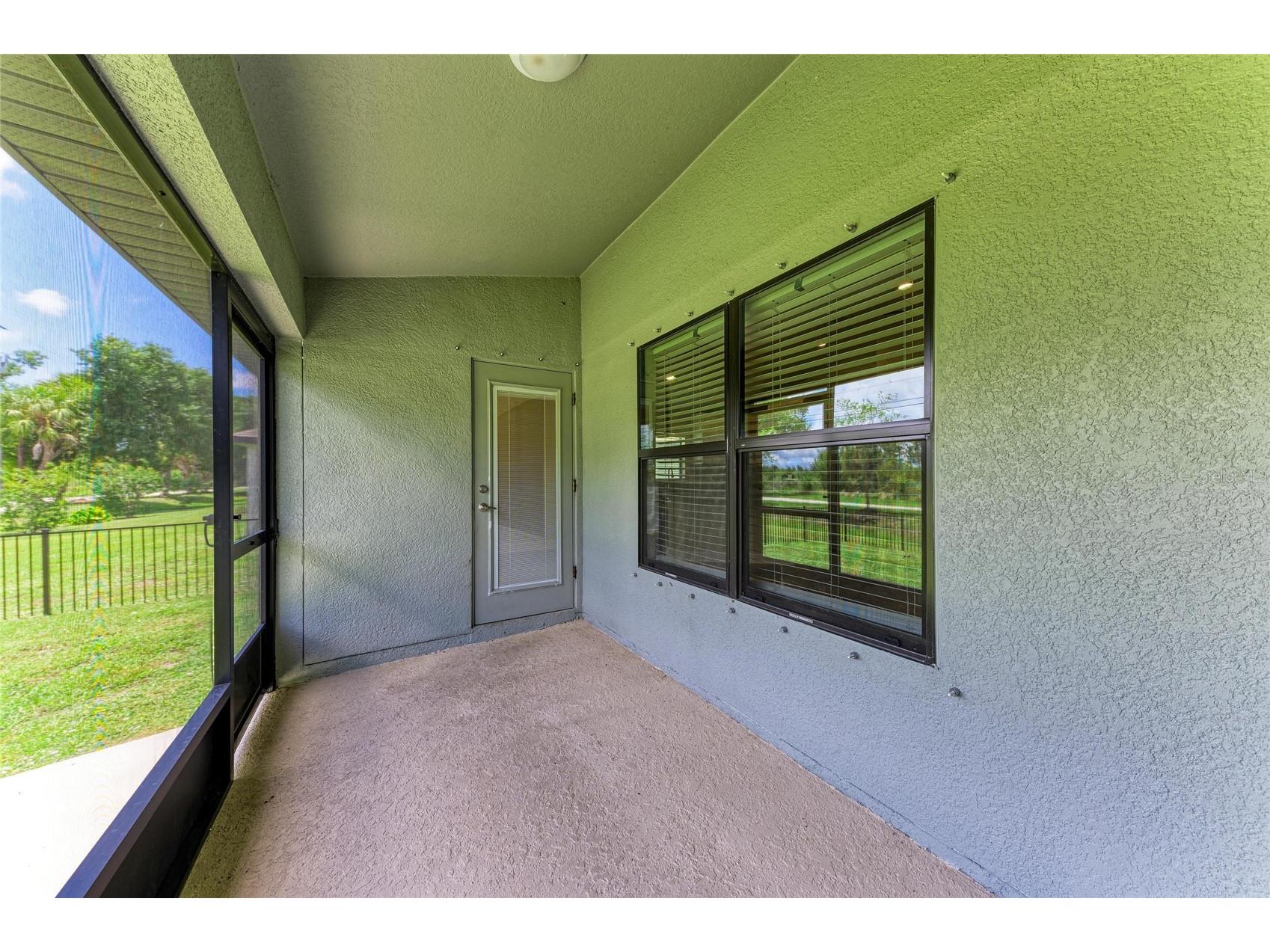 9421 43rd Court E Parrish FL 34219 A4696523 image27