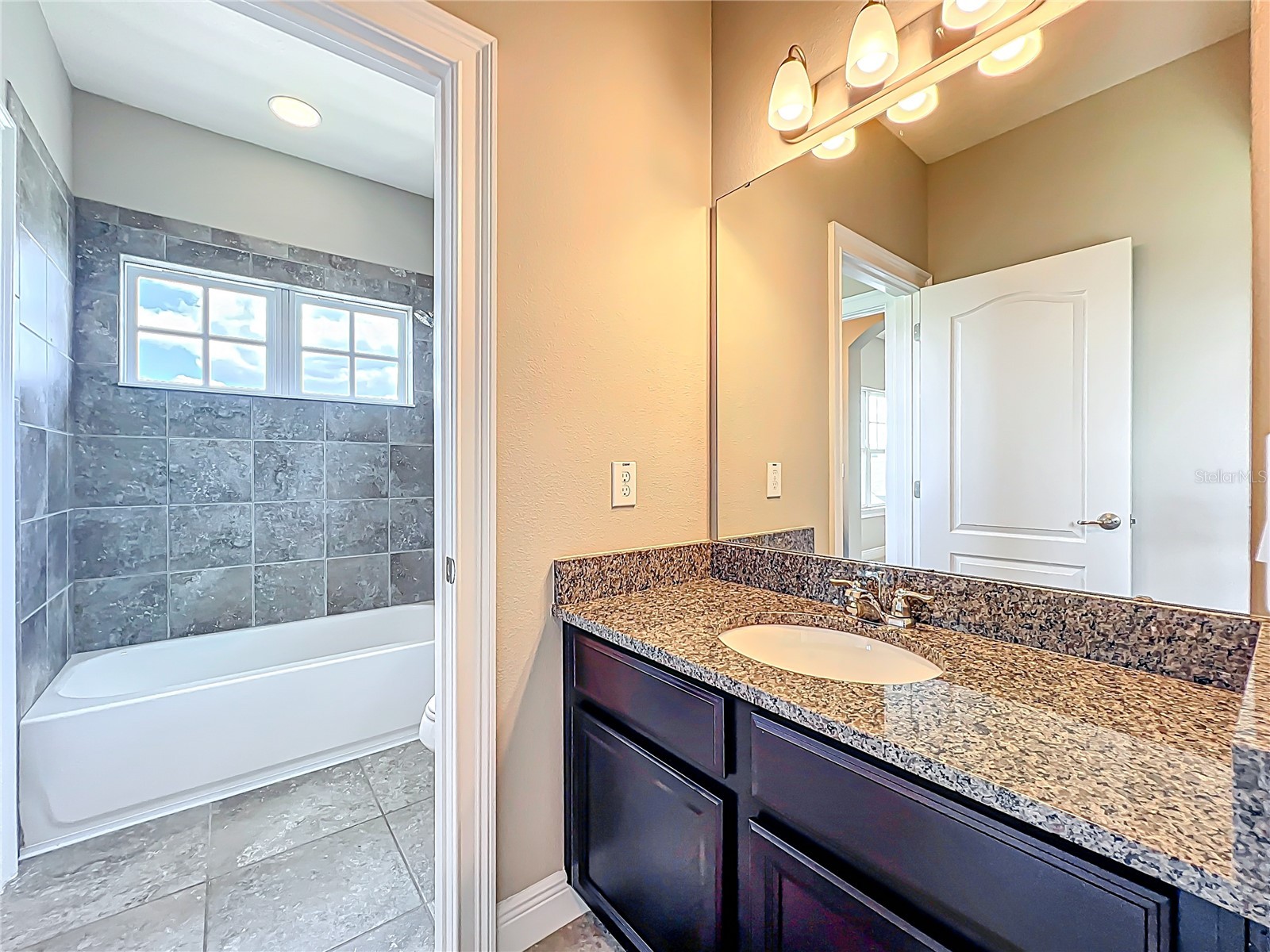 9421 Dugard Court Orlando FL 32827 O6412169 image42