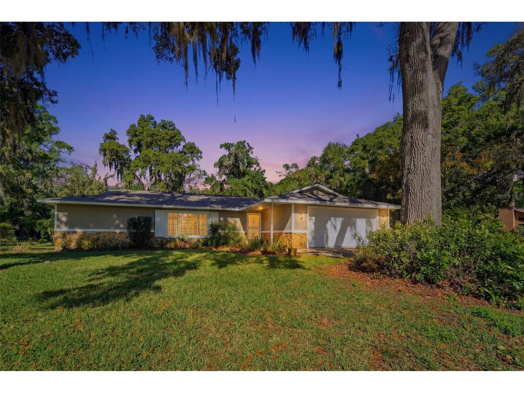 9421 Wallien Drive Brooksville FL 34601 W7884598 image1