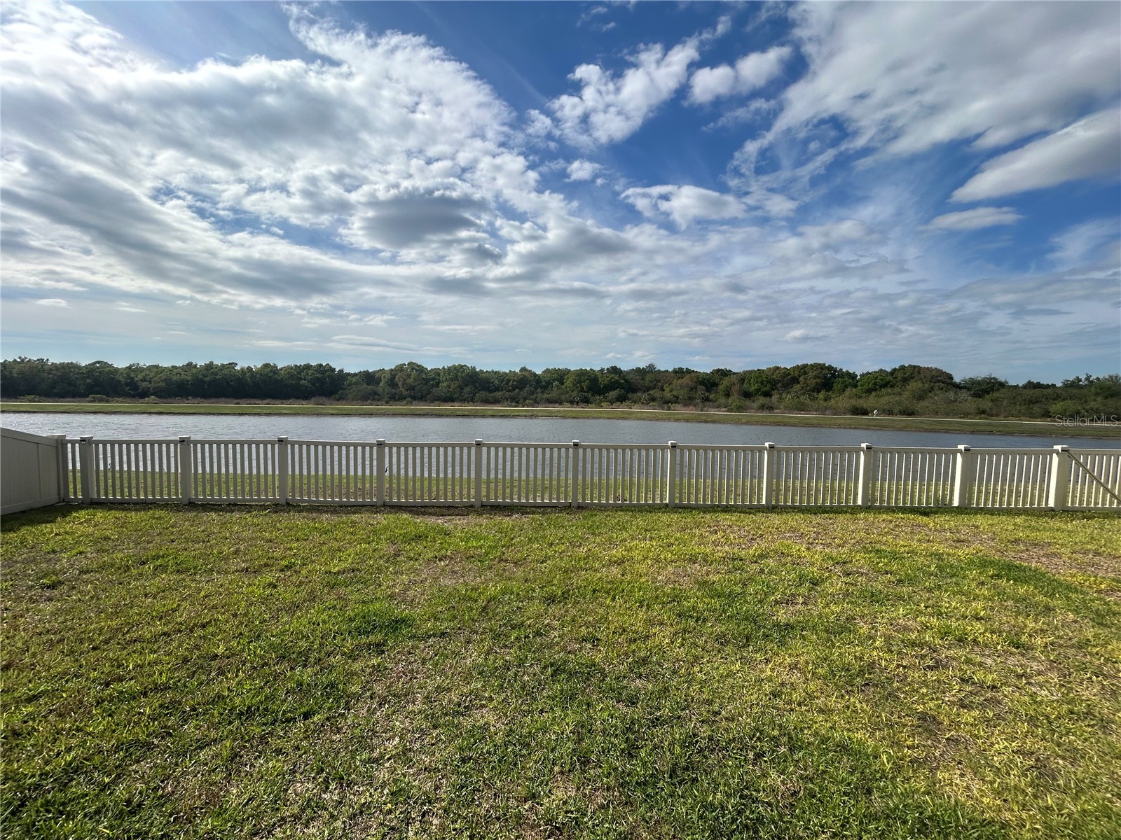 9422 Channing Hill Drive Ruskin FL 33573 TB8481592 image2