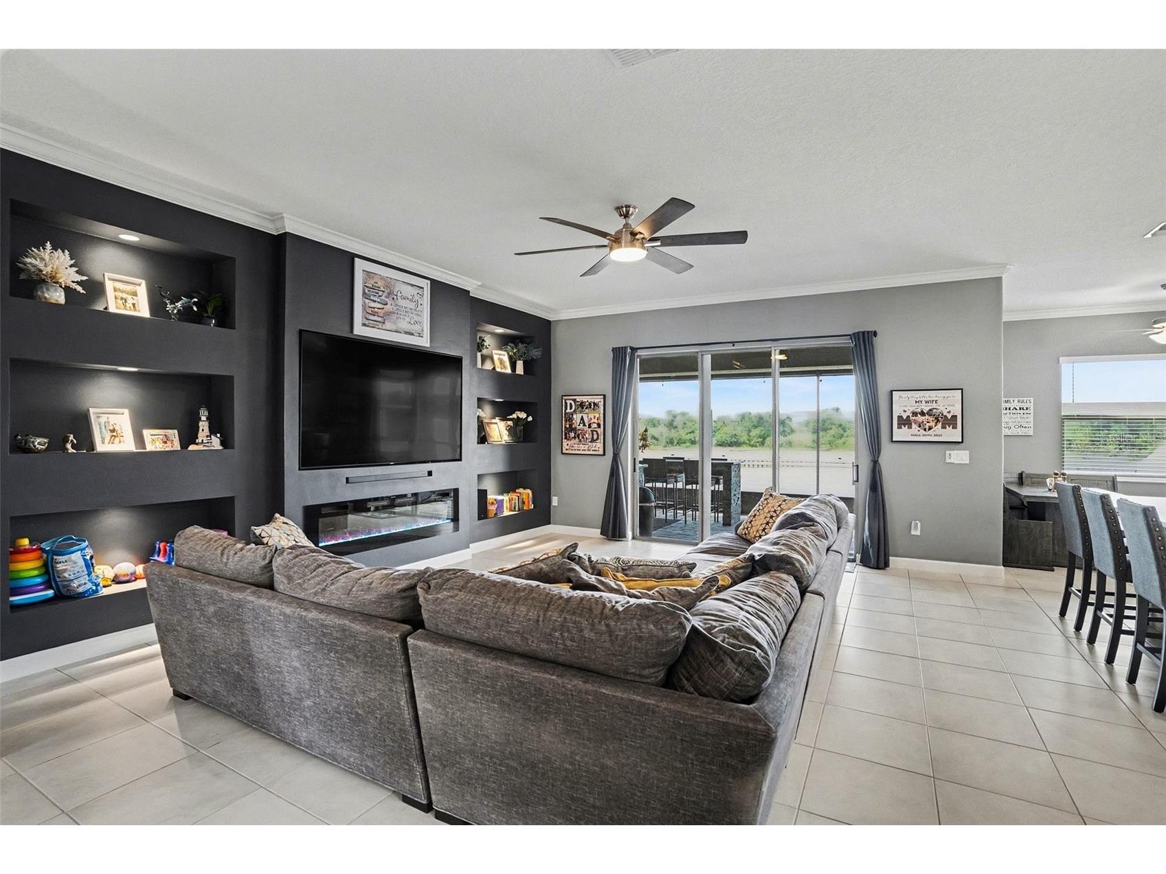 9422 Channing Hill Drive Ruskin FL 33573 TB8481592 image6