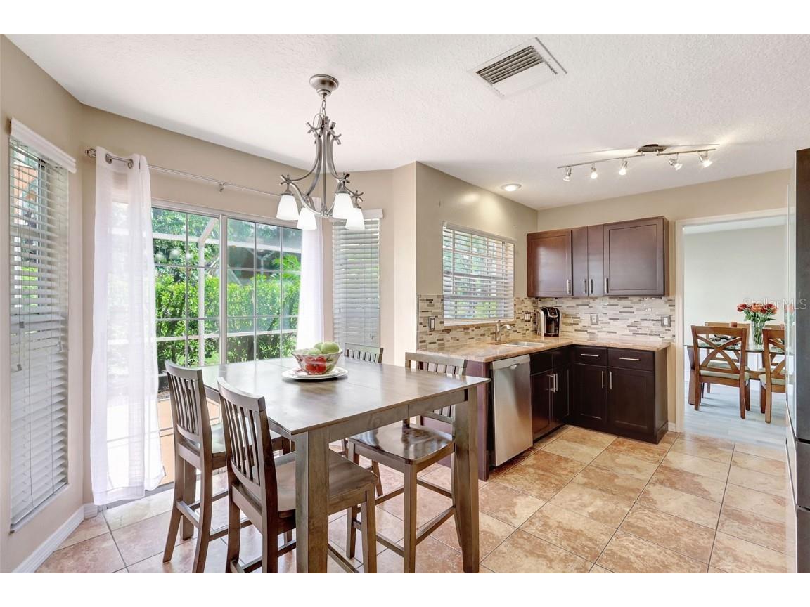 9422 Oak Meadow Court Tampa FL 33647 TB8408139 image14