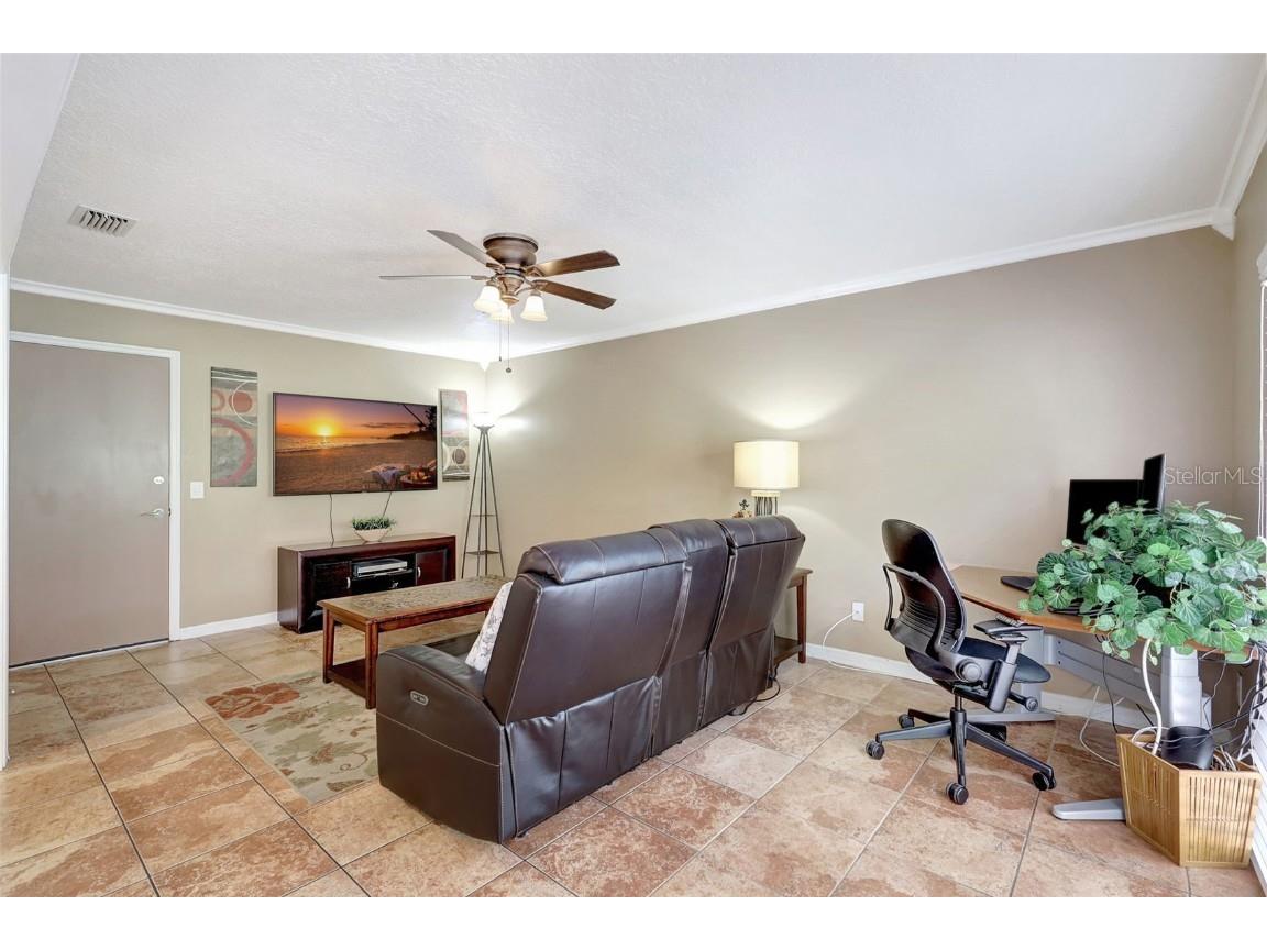 9422 Oak Meadow Court Tampa FL 33647 TB8408139 image18