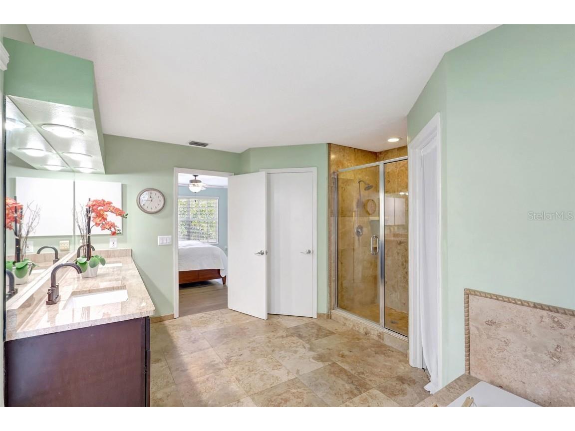 9422 Oak Meadow Court Tampa FL 33647 TB8408139 image26