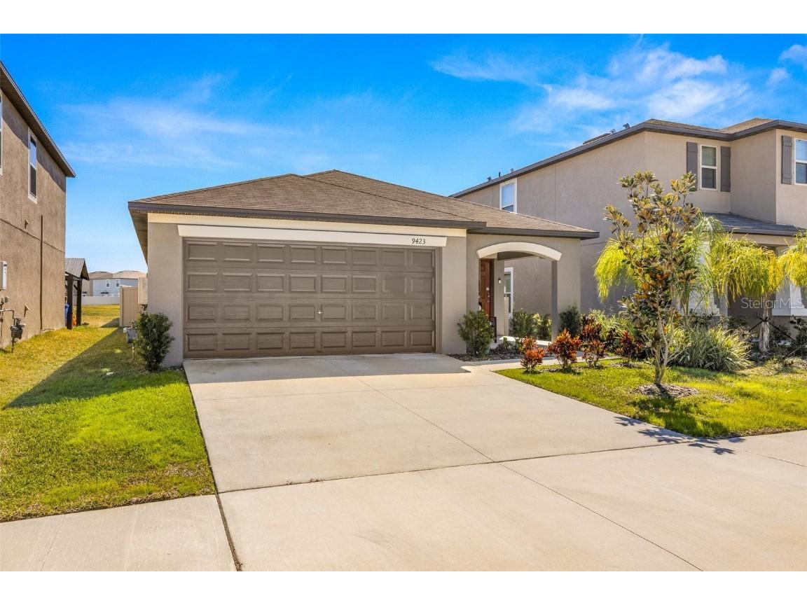 9423 Lemon Drop Loop Ruskin FL 33573 U8231534 image1