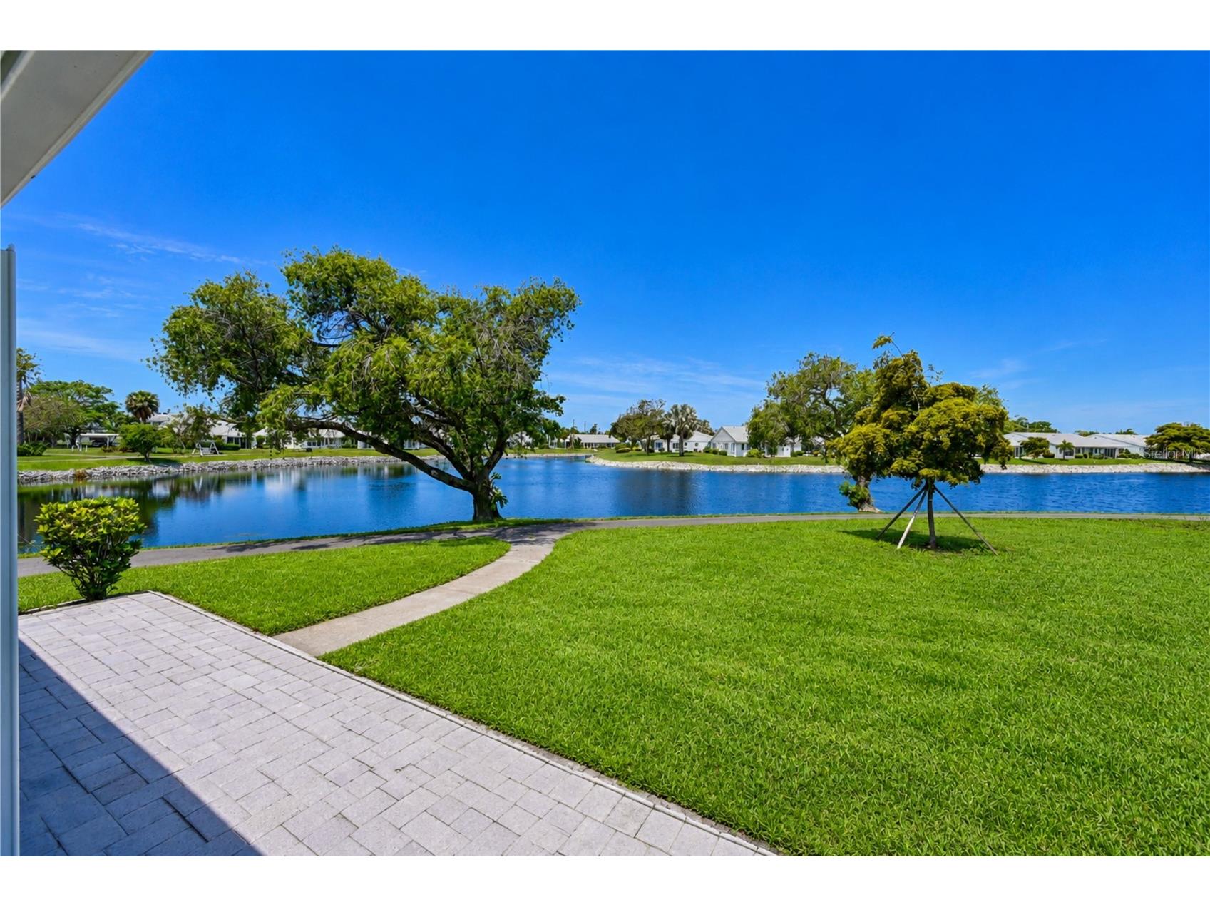 9425 Andover Circle Bradenton FL 34210 - SARASOTA BAY A4696055 image4