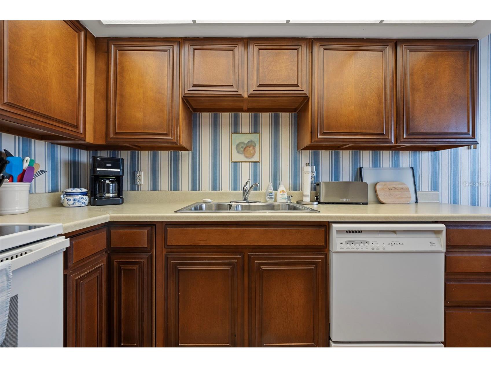 9425 Blind Pass Road #1006 Saint Pete Beach FL 33706 TB8478463 image10