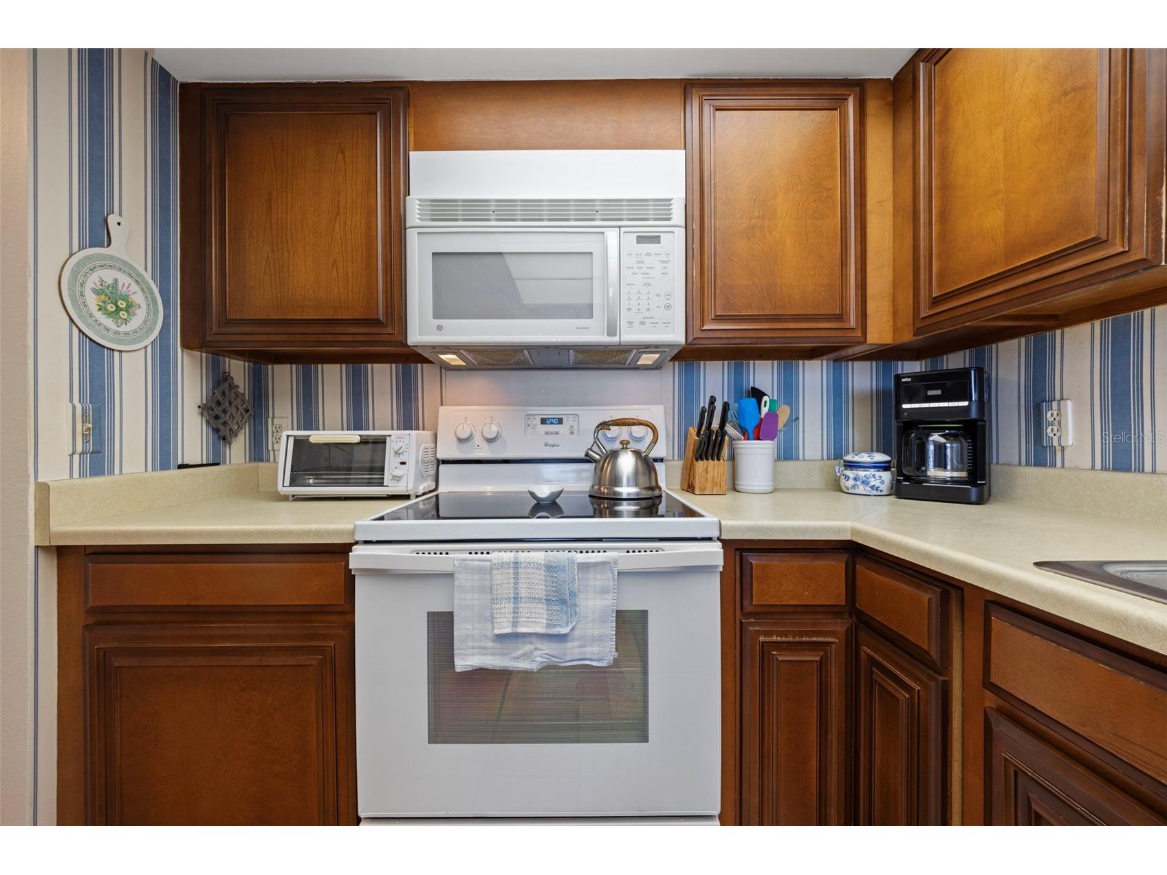 9425 Blind Pass Road #1006 Saint Pete Beach FL 33706 TB8478463 image11