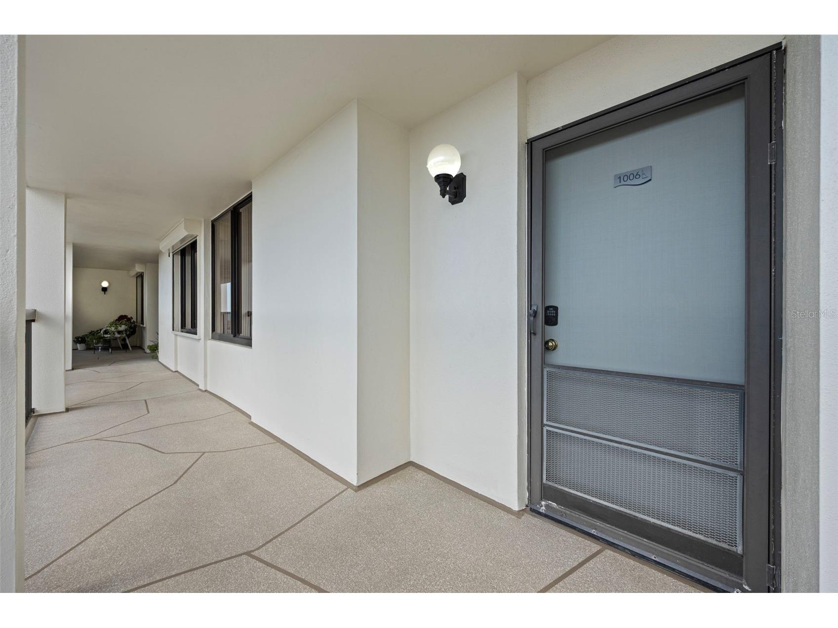 9425 Blind Pass Road #1006 Saint Pete Beach FL 33706 TB8478463 image3