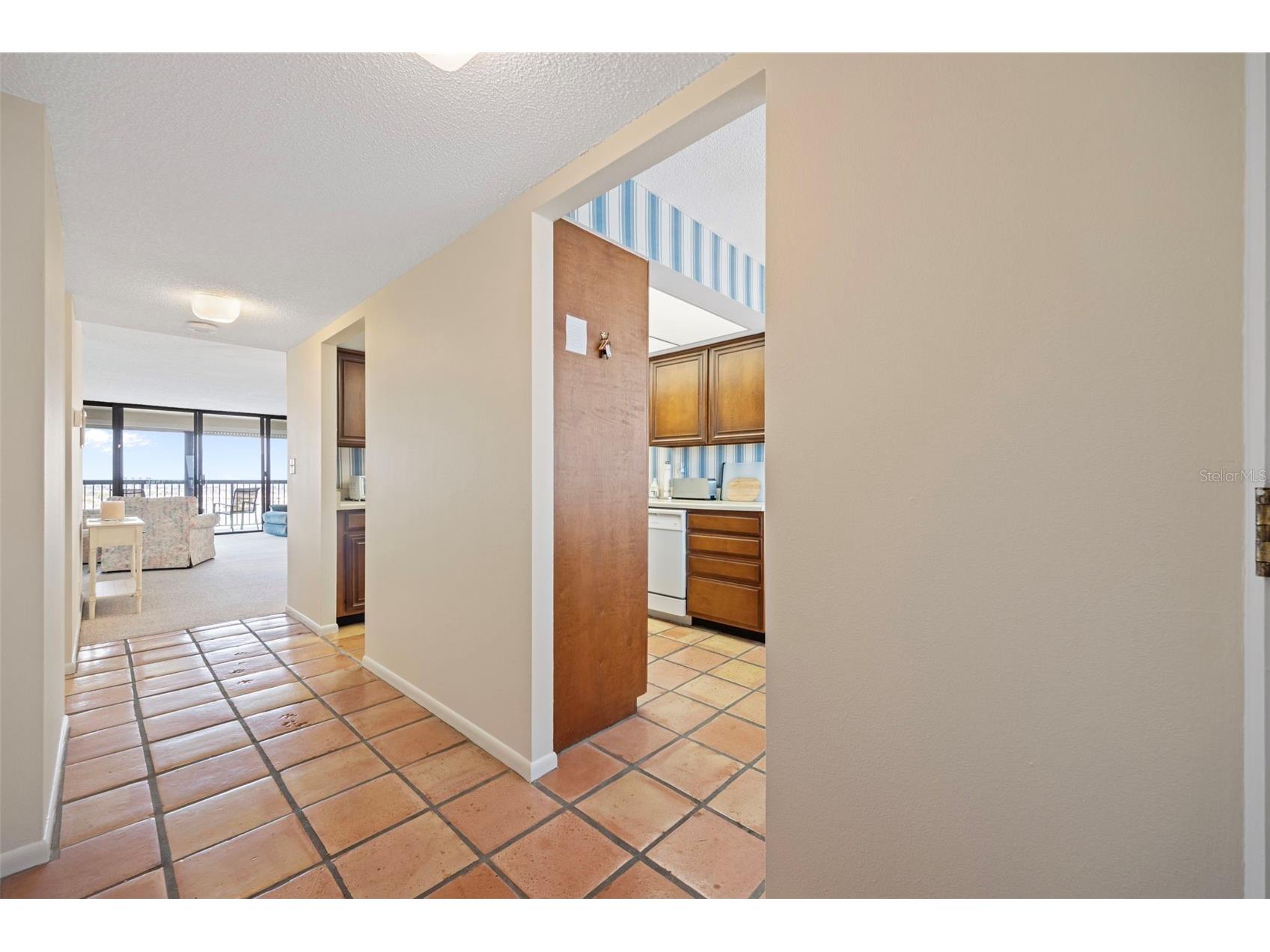 9425 Blind Pass Road #1006 Saint Pete Beach FL 33706 TB8478463 image4