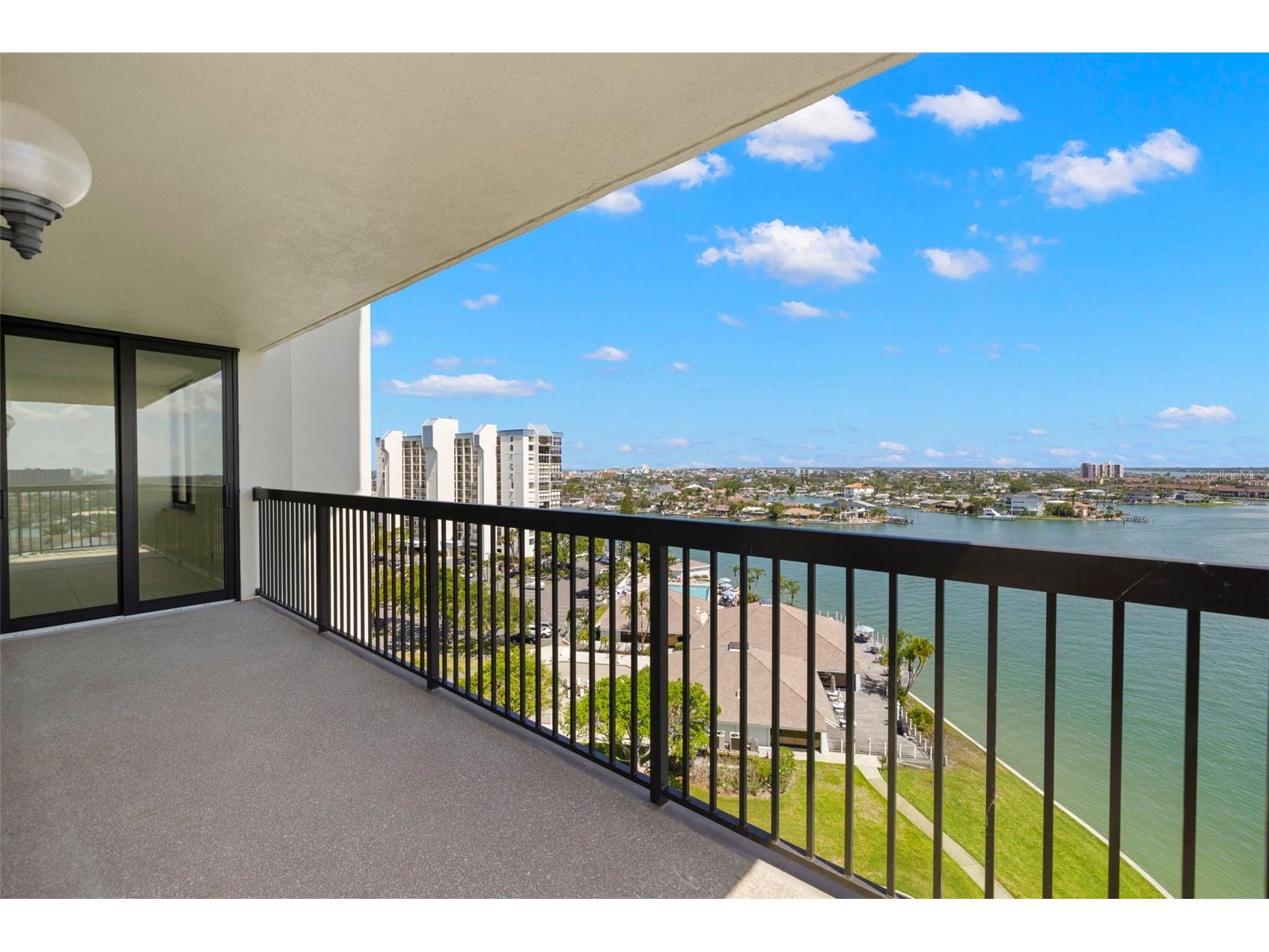 9425 Blind Pass Road #1008 Saint Pete Beach FL 33706 - INTRACOASTAL WATERWAY TB8392409 image32