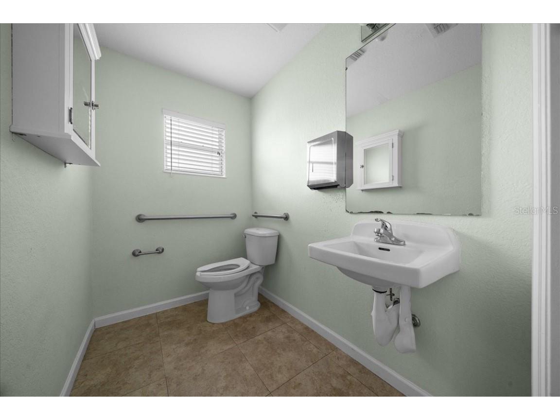 9425 SE Highway 42 Summerfield FL 34491 OM711052 image16