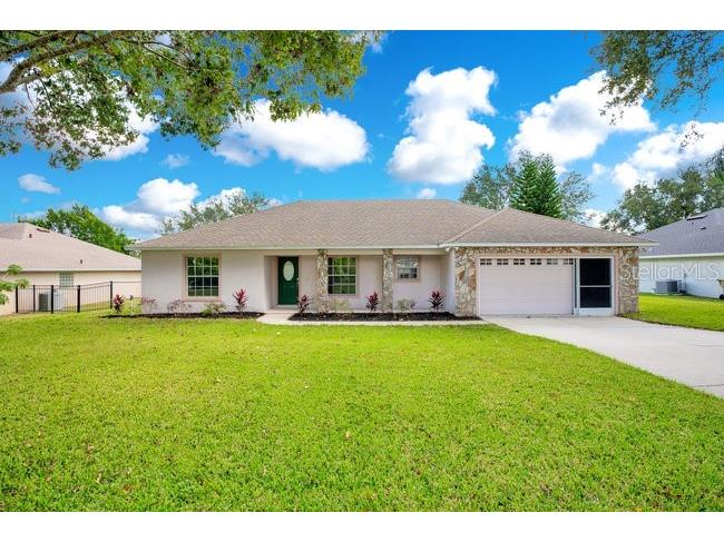 9426 Meadow Crest Ln Clermont FL 34711 - LAKE LOUISA O6152366 image1