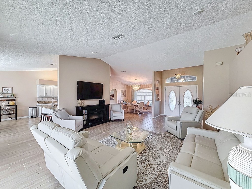 9428 Apple Dumpling Court Weeki Wachee FL 34613 W7881463 image8