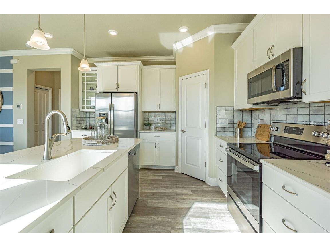 9429 Highland Hills Drive Hudson FL 34667 TB8439867 image4