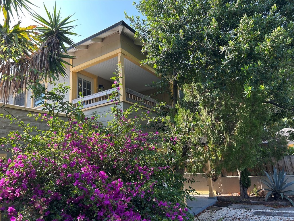 943 7th Street N Saint Petersburg FL 33701 TB8382520 image1