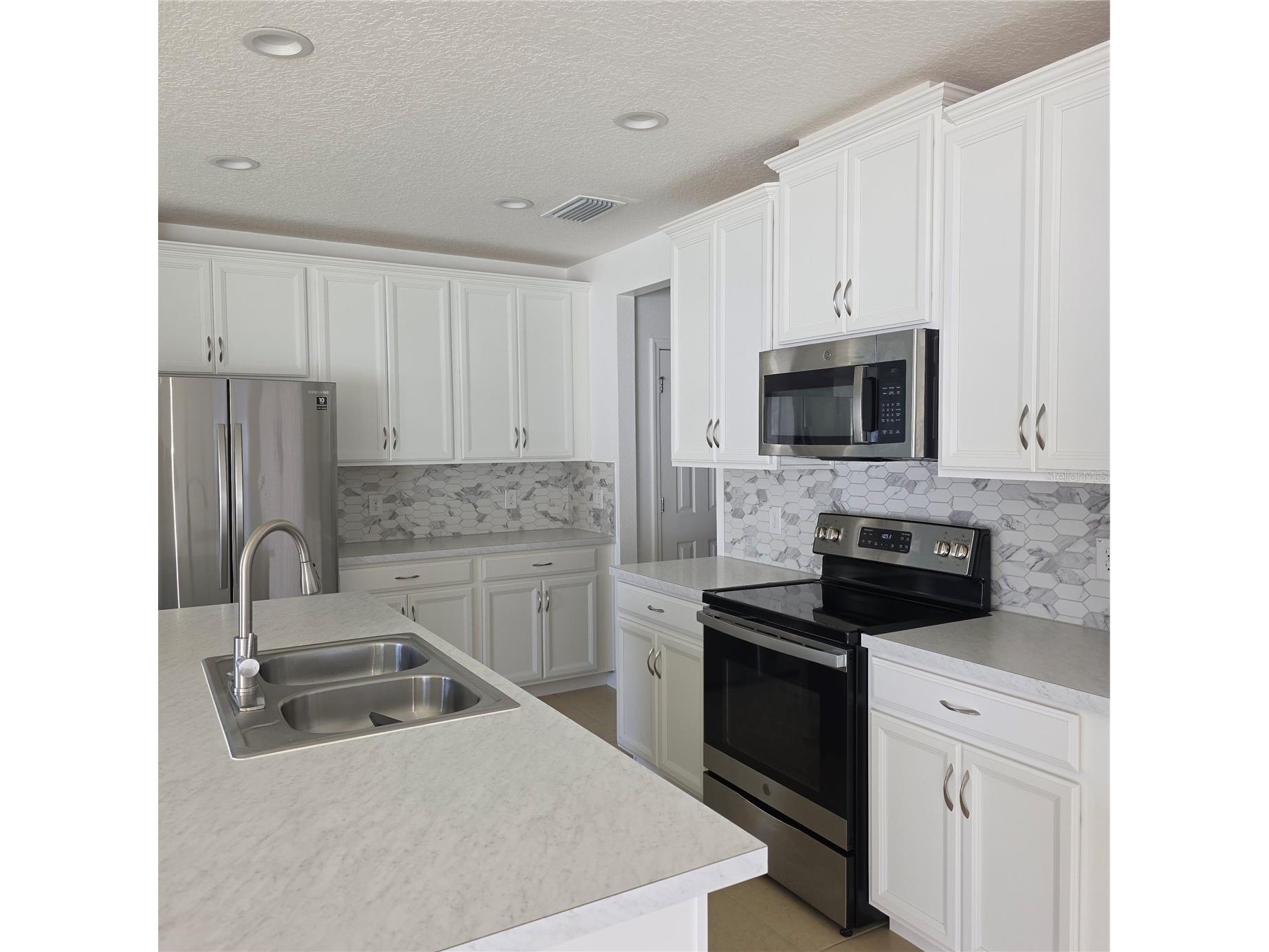 943 Anna Place Davenport FL 33837 S5141063 image9