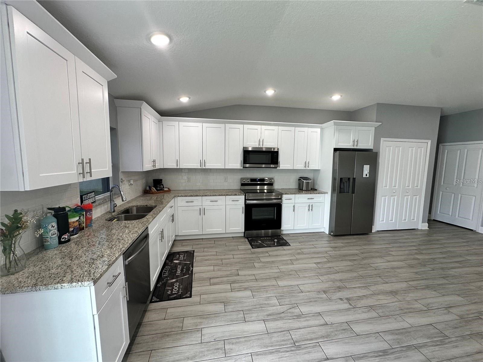 943 Derbyshire Drive Kissimmee FL 34758 S5148322 image5